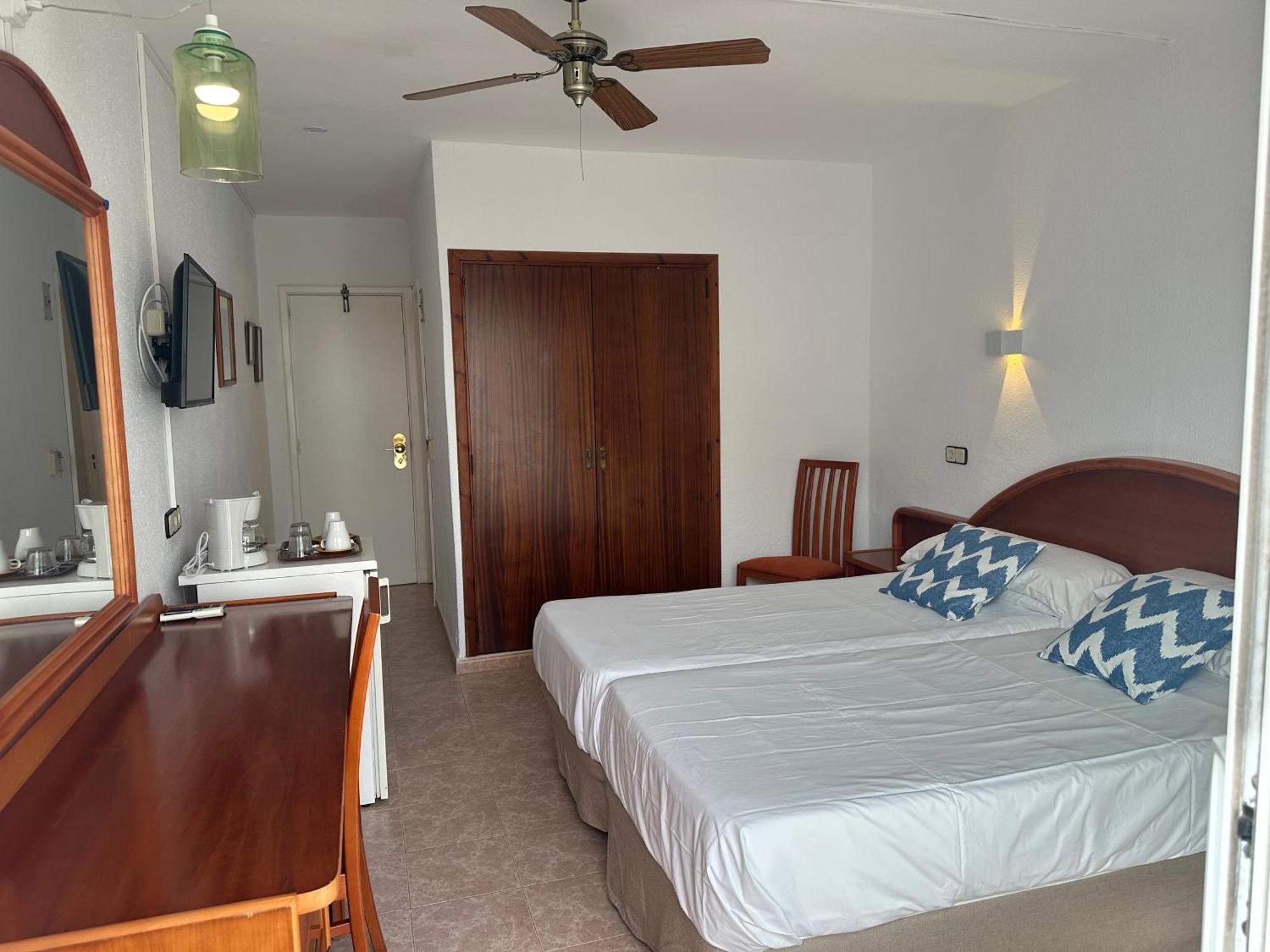 Hostal De La Caravel-La Cala d'Or  Luaran gambar