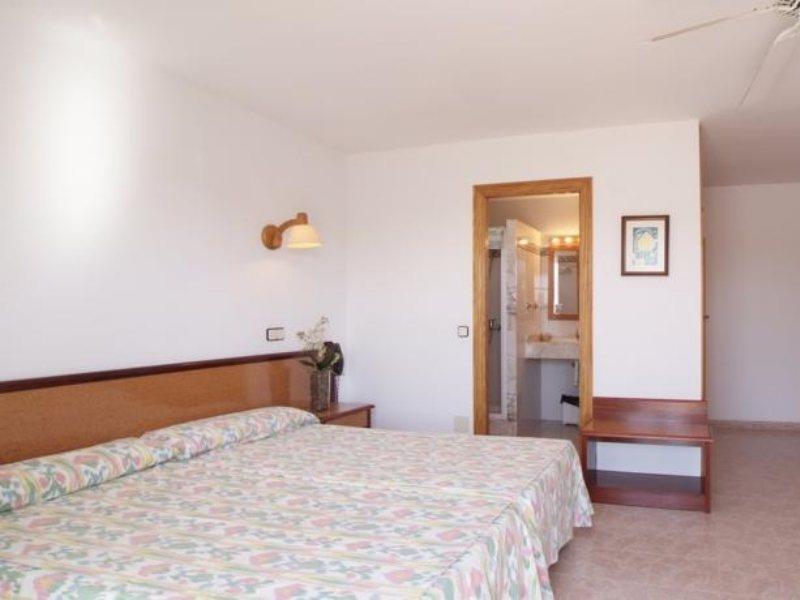 Hostal De La Caravel-La Cala d'Or  Luaran gambar