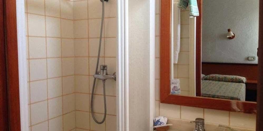 Hostal De La Caravel-La Cala d'Or  Luaran gambar